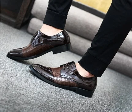 What is the best shoe material?